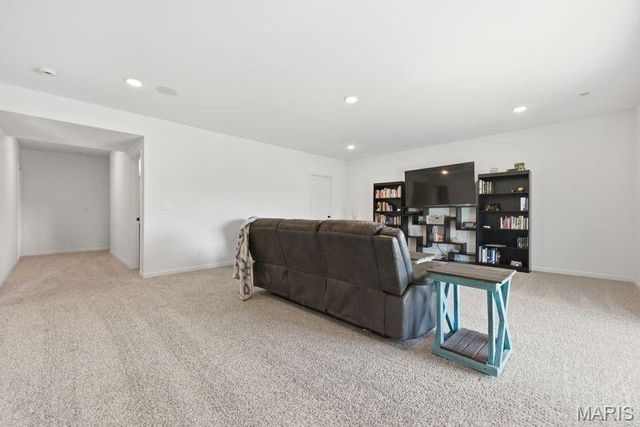 8012 Cotswald Trail, Cottleville, MO 63304