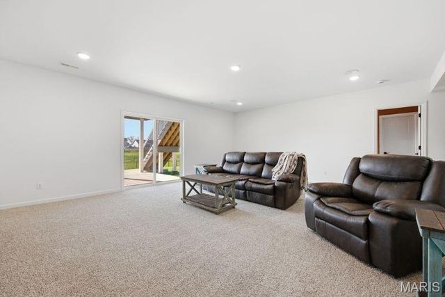 8012 Cotswald Trail, Cottleville, MO 63304