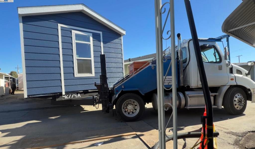 2150 Monterey Rd, San Jose, CA 95112