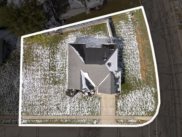 100 Indian Creek Court, Pataskala, OH 43062