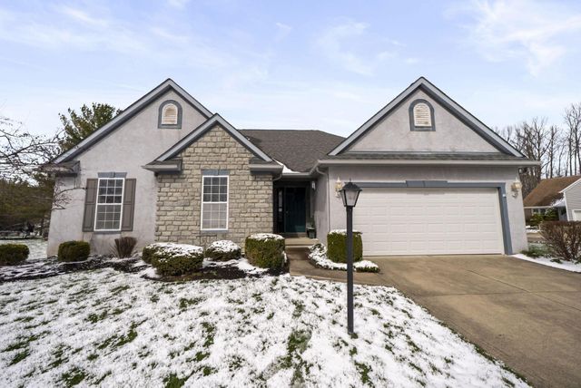 100 Indian Creek Court, Pataskala, OH 43062