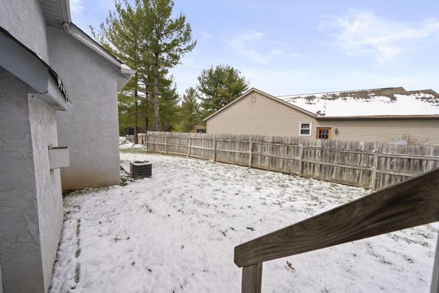 100 Indian Creek Court, Pataskala, OH 43062