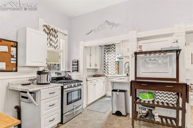 1532 W Pikes Peak Avenue, Colorado Springs, CO 80904