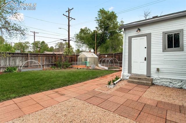 1532 W Pikes Peak Avenue, Colorado Springs, CO 80904