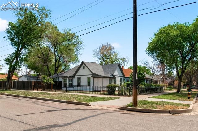 1532 W Pikes Peak Avenue, Colorado Springs, CO 80904