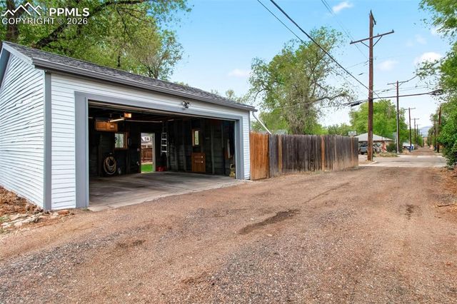 1532 W Pikes Peak Avenue, Colorado Springs, CO 80904