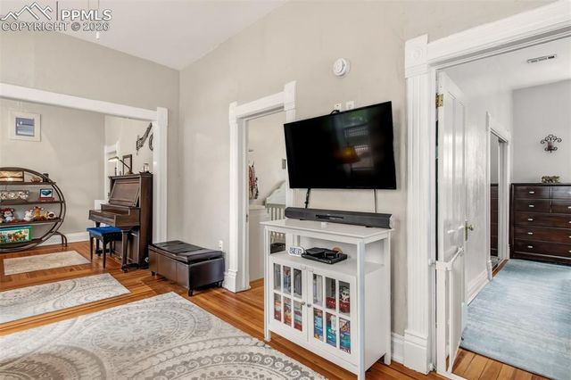 1532 W Pikes Peak Avenue, Colorado Springs, CO 80904
