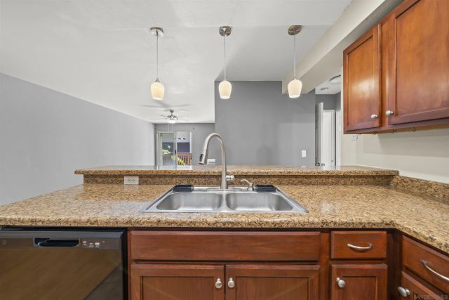 6131 Rancho Mission Rd 113, San Diego, CA 92108