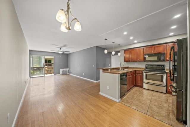 6131 Rancho Mission Rd 113, San Diego, CA 92108