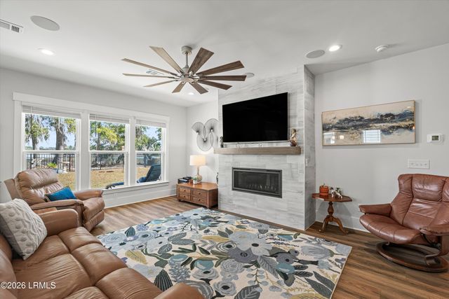 1266 Windswept Oak Lane, Beaufort, SC 29902