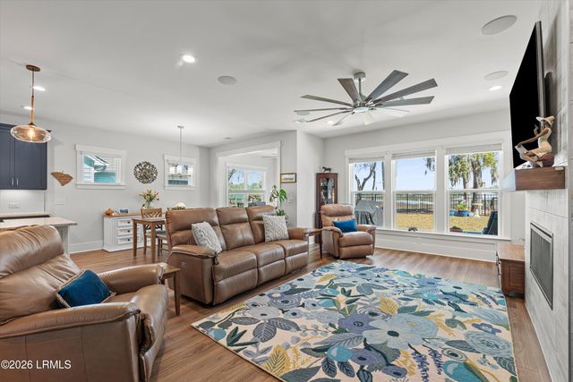 1266 Windswept Oak Lane, Beaufort, SC 29902