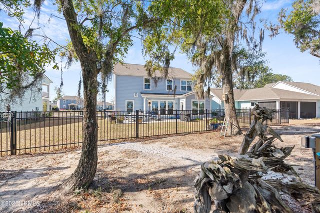 1266 Windswept Oak Lane, Beaufort, SC 29902