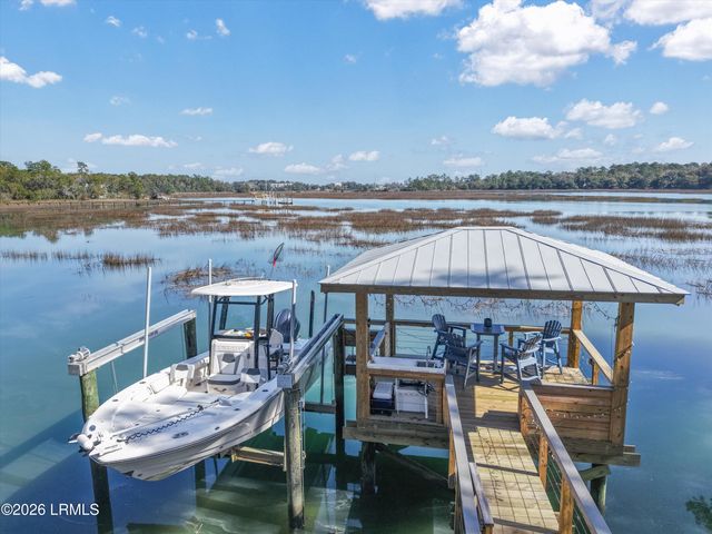 1266 Windswept Oak Lane, Beaufort, SC 29902