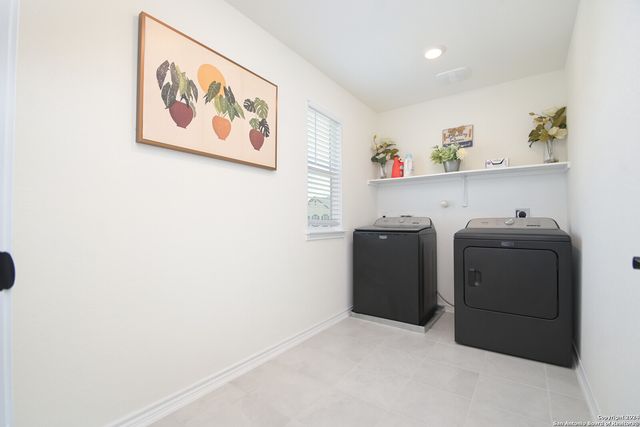 8203 Stoeger Path, San Antonio, TX 78253