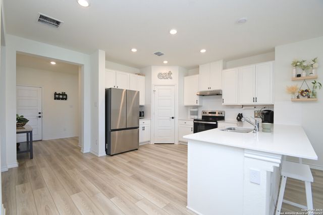 8203 Stoeger Path, San Antonio, TX 78253