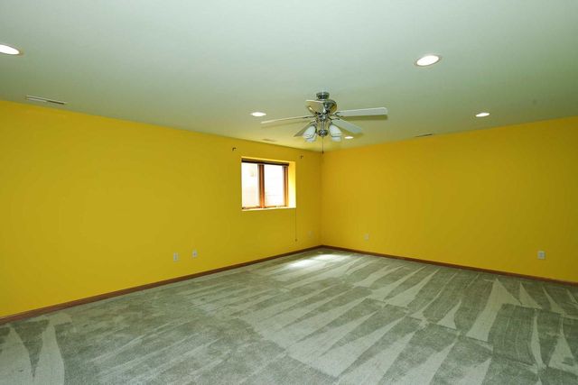 3406 W Villa DRIVE, Franklin, WI 53132