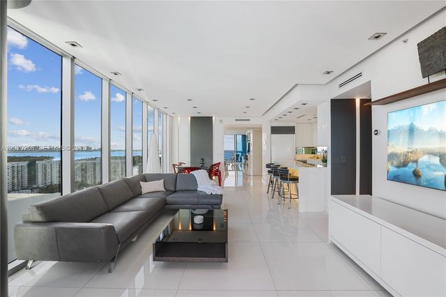 6899 Collins Avenue 2208, Miami Beach, FL 33141