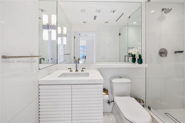 6899 Collins Avenue 2208, Miami Beach, FL 33141