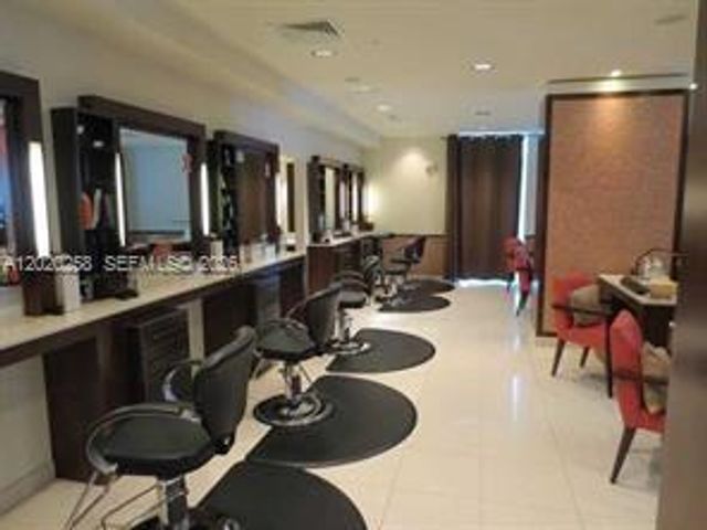 6899 Collins Avenue 2208, Miami Beach, FL 33141