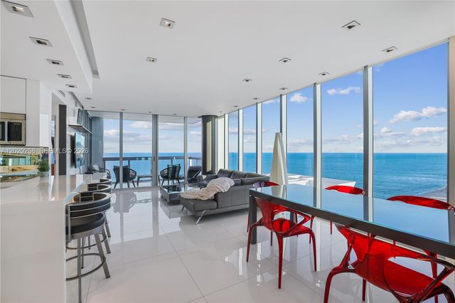 6899 Collins Avenue 2208, Miami Beach, FL 33141