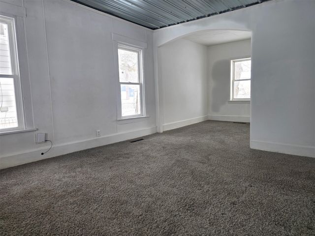 119 E Angel Avenue, Barryton, MI 49305