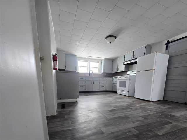 119 E Angel Avenue, Barryton, MI 49305