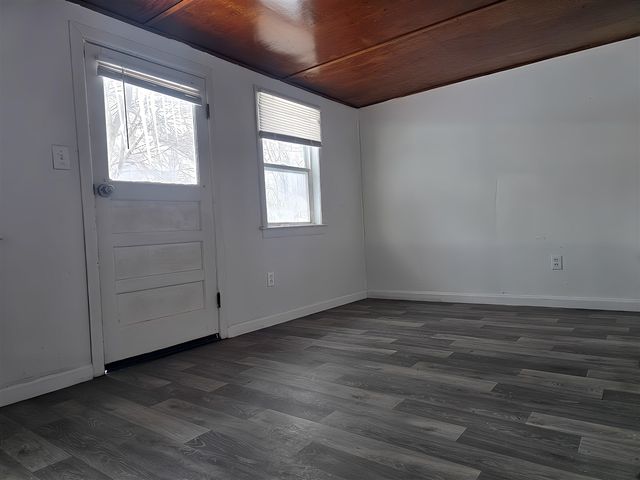 119 E Angel Avenue, Barryton, MI 49305