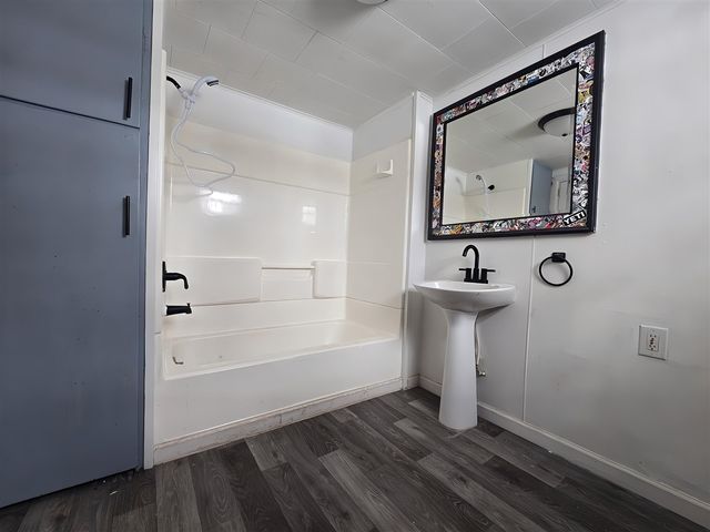 119 E Angel Avenue, Barryton, MI 49305