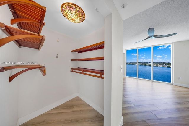 1881 79th St Cswy 807, North Bay Village, FL 33141