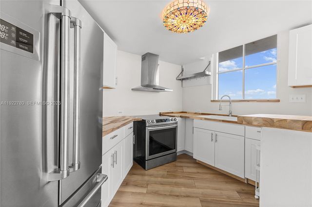 1881 79th St Cswy 807, North Bay Village, FL 33141