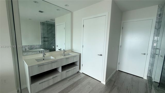 480 NE 31st St 3205, Miami, FL 33137