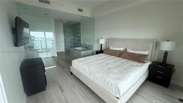 480 NE 31st St 3205, Miami, FL 33137
