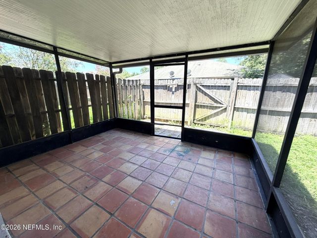 5646 PINEBAY Circle S, Jacksonville, FL 32244