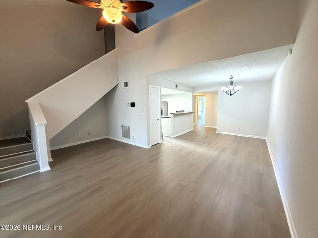 5646 PINEBAY Circle S, Jacksonville, FL 32244
