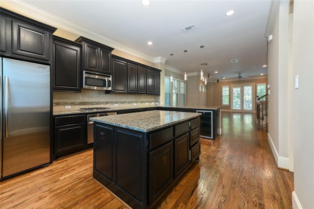 4530 Eli Street, Houston, TX 77007