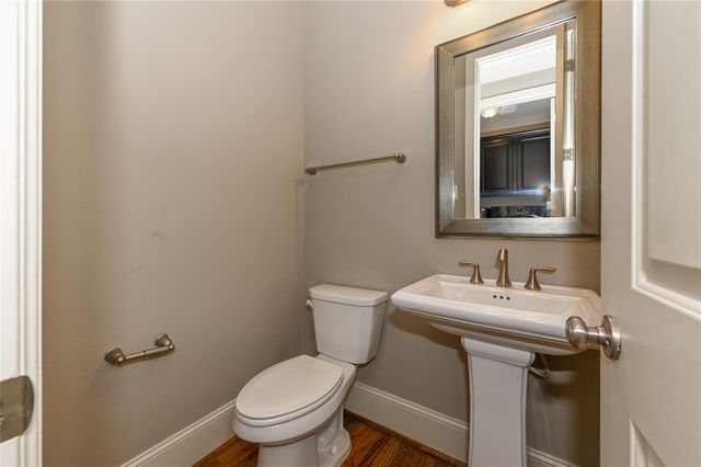 4530 Eli Street, Houston, TX 77007