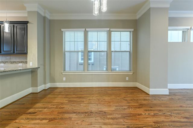 4530 Eli Street, Houston, TX 77007