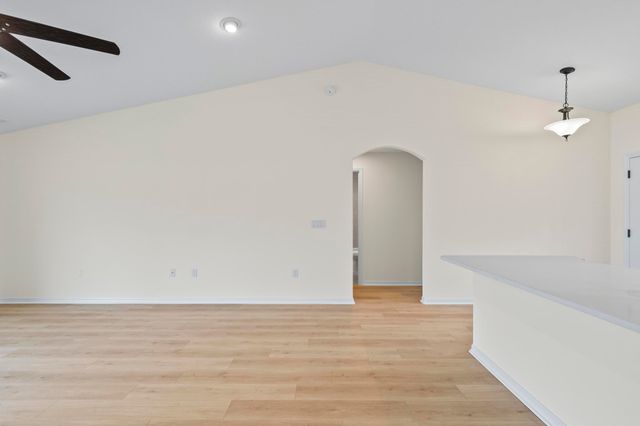 16 Priory Ln, Palm Coast, FL 32164