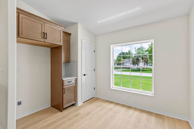 16 Priory Ln, Palm Coast, FL 32164