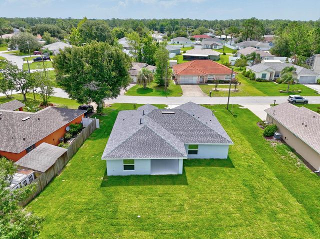 16 Priory Ln, Palm Coast, FL 32164