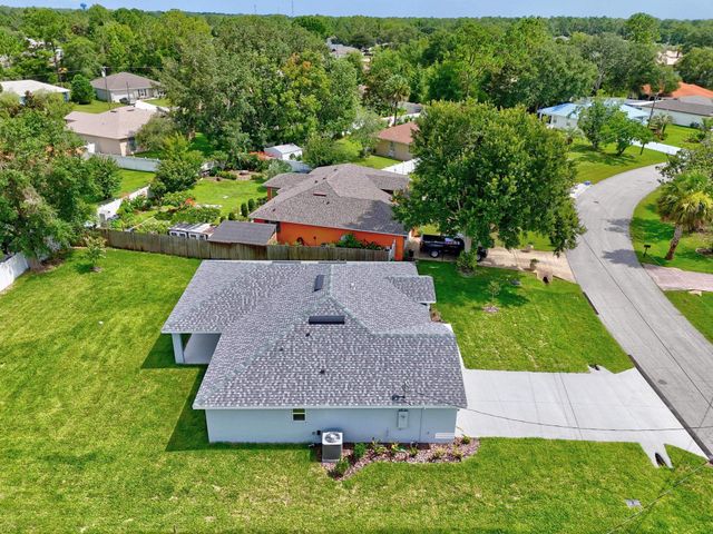 16 Priory Ln, Palm Coast, FL 32164