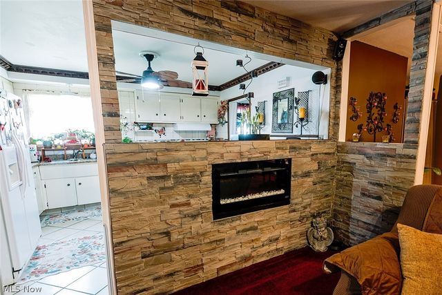 4624 Meadow Lane, South Lorain, OH 44055