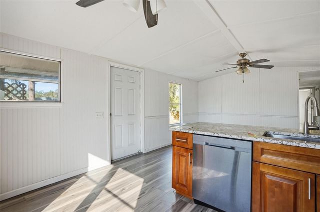 9727 LAKE DRIVE, Weeki Wachee, FL 34613