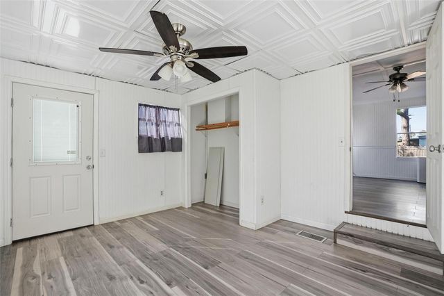 9727 LAKE DRIVE, Weeki Wachee, FL 34613