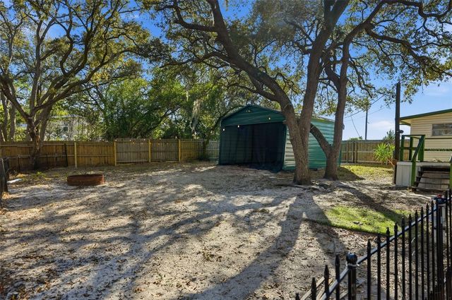 9727 LAKE DRIVE, Weeki Wachee, FL 34613