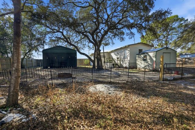 9727 LAKE DRIVE, Weeki Wachee, FL 34613