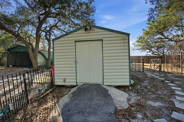 9727 LAKE DRIVE, Weeki Wachee, FL 34613