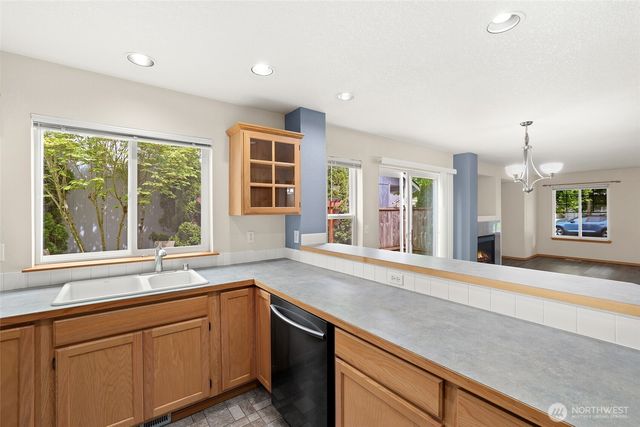 4049 Galena Street SE, Lacey, WA 98503