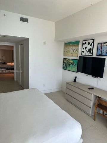 4111 S Ocean Dr MPH5, Hollywood, FL 33019