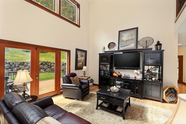 2701 NE Strand Road, Bremerton, WA 98311